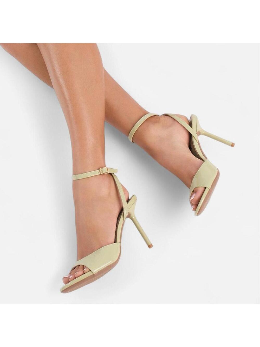 Fashion nova mint heel never worn